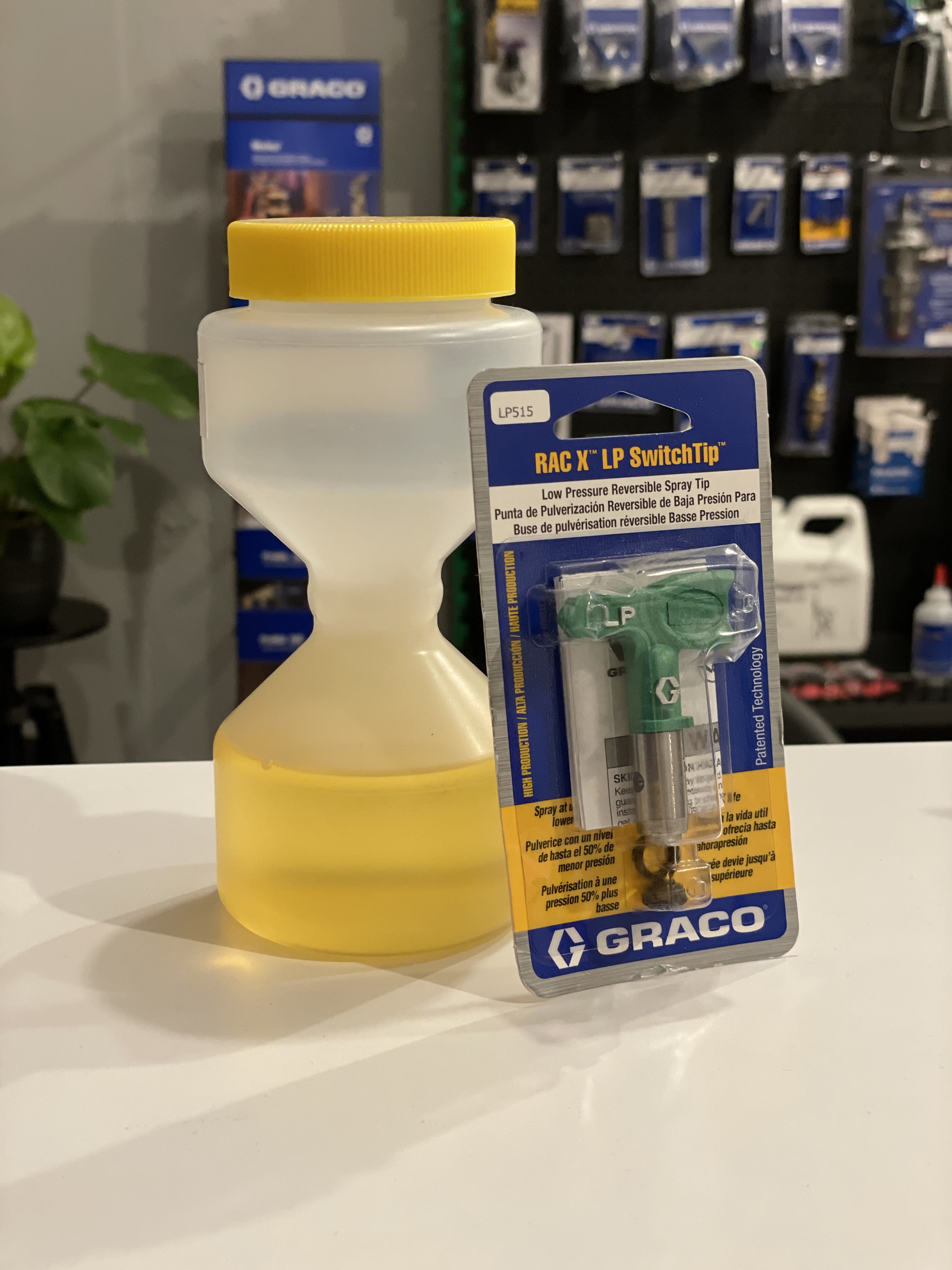 Preparaty do czyszczenia dysz malarskich